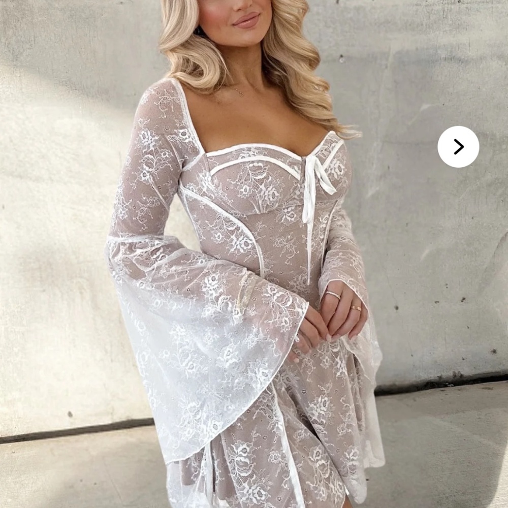 Analise Lace Mini Dress